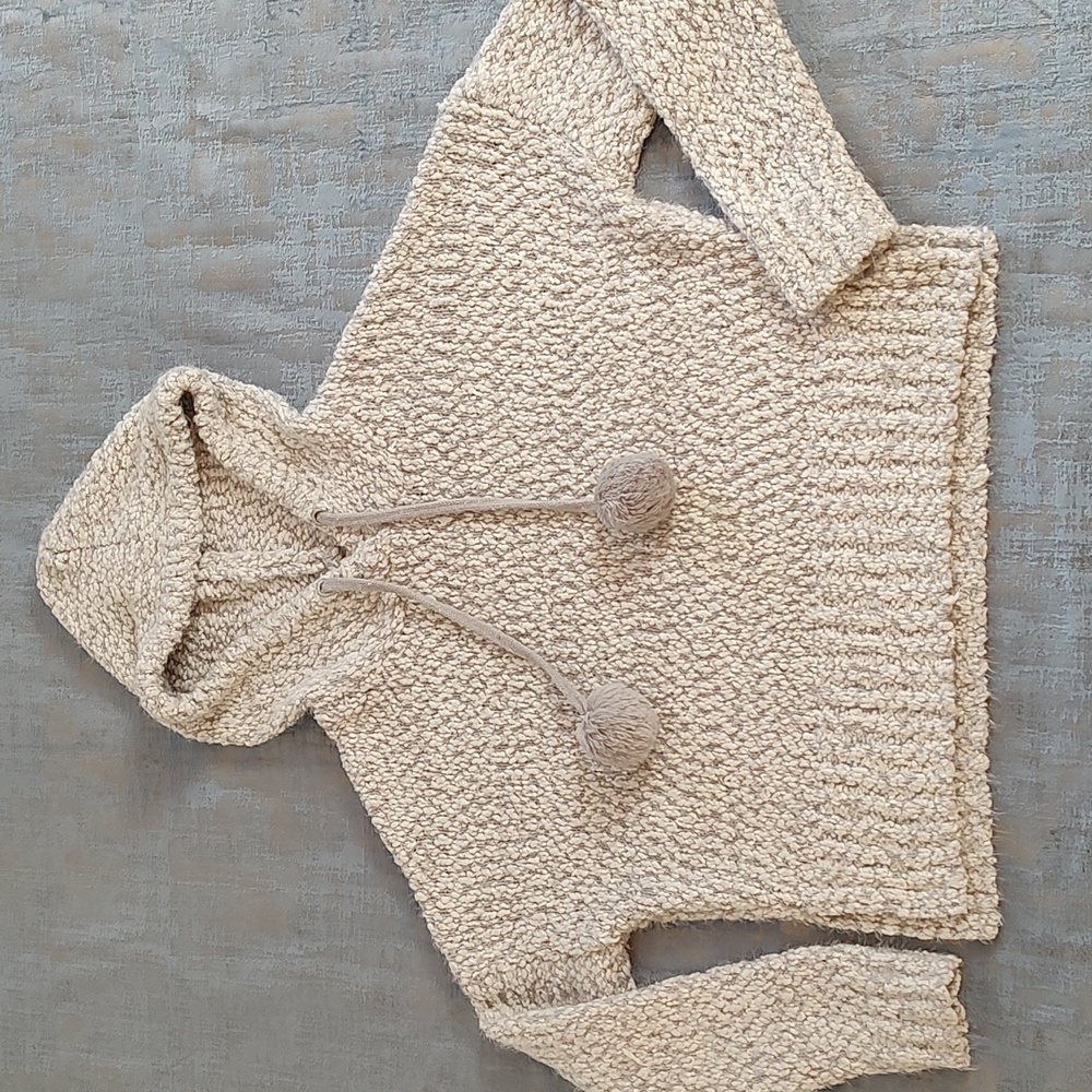 Yes LoLa Hooded Chunky Loose Knit Sweater w/ Pom poms/Size XS